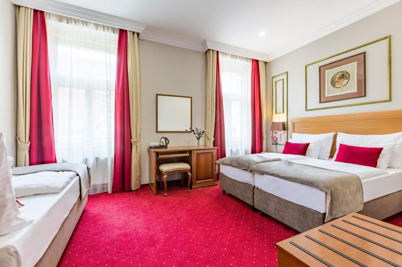 Superior Triple Room