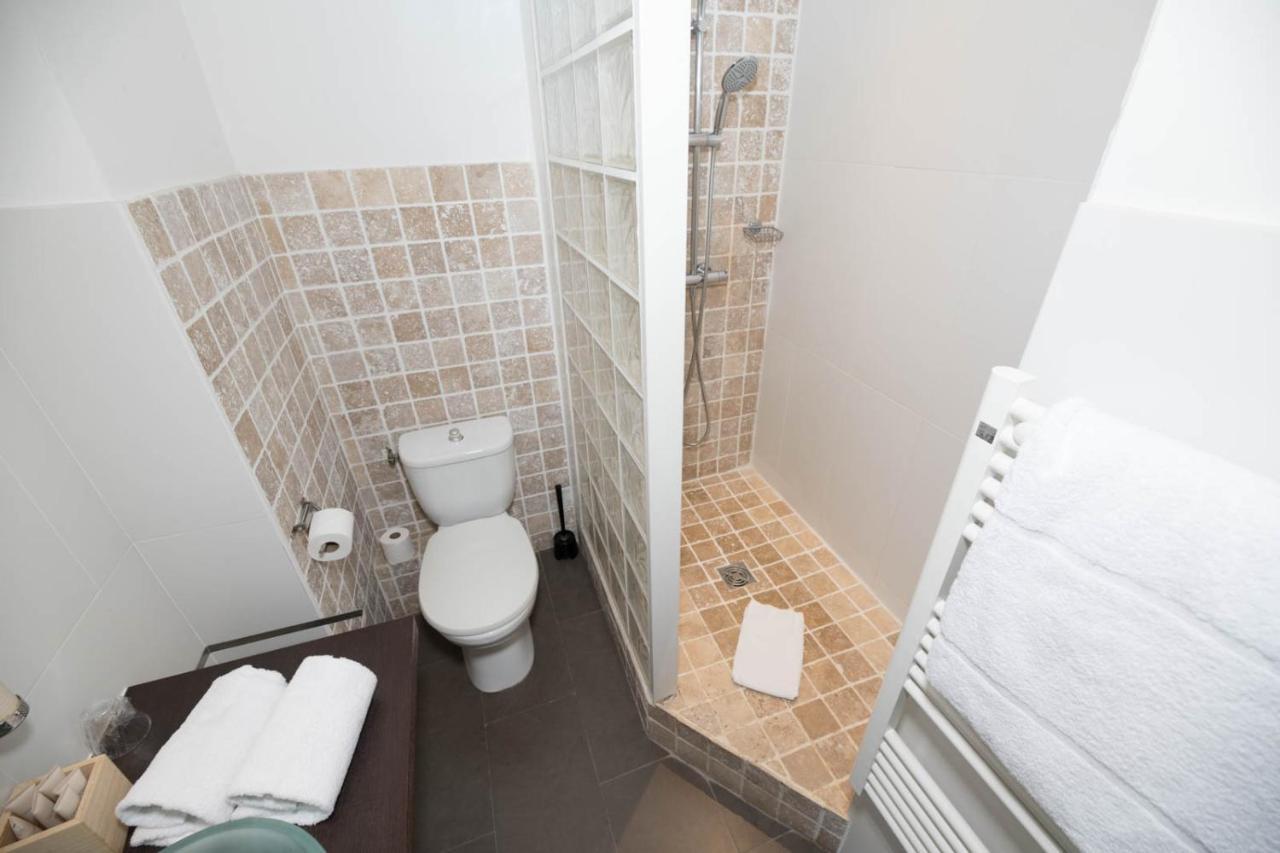 Classic Double Room,965857651:JPEG