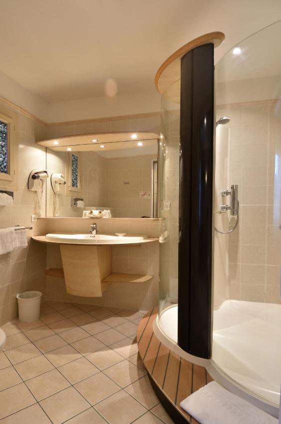 Double Room Street View