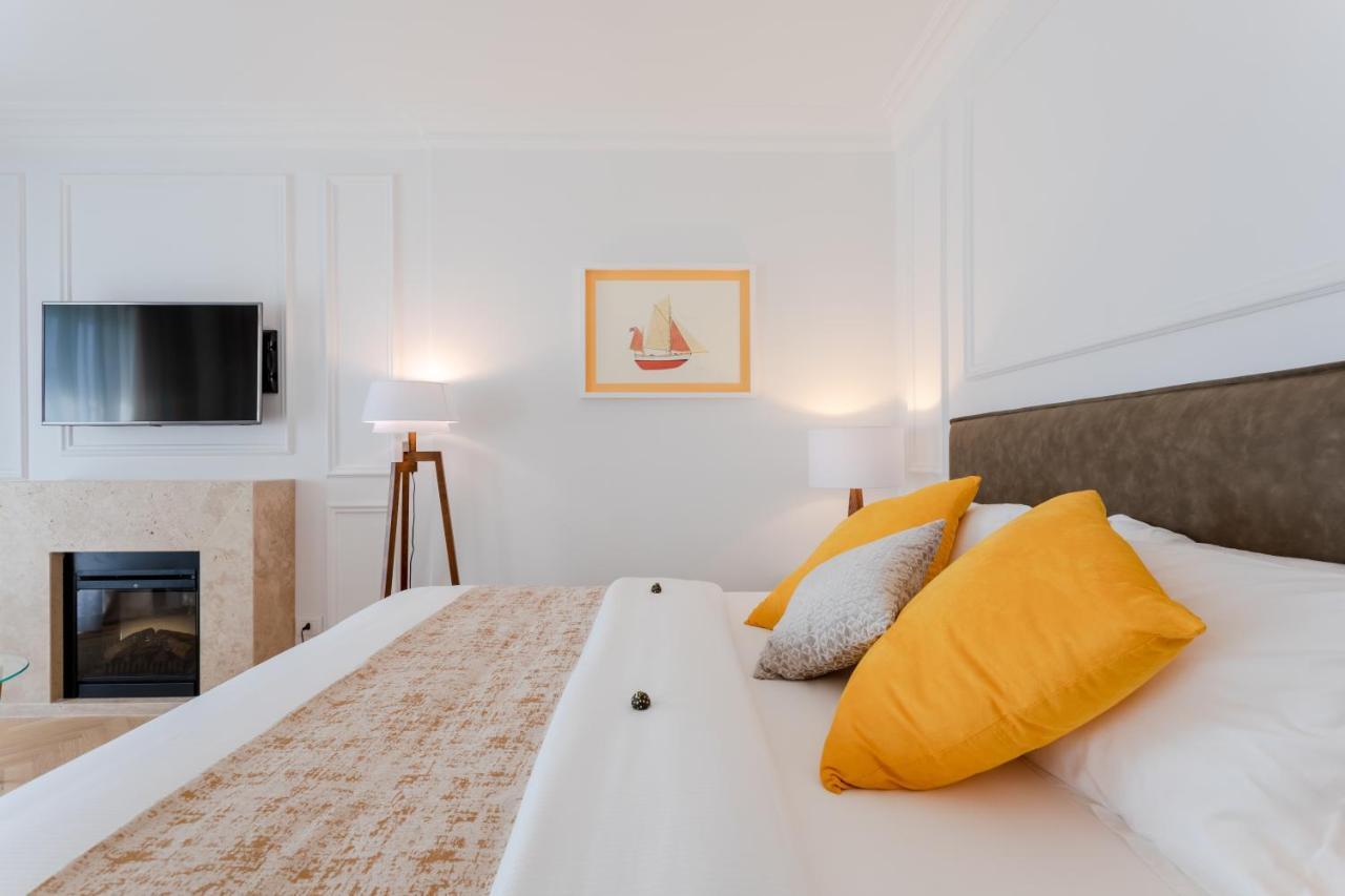 Deluxe Suite Spa Access
