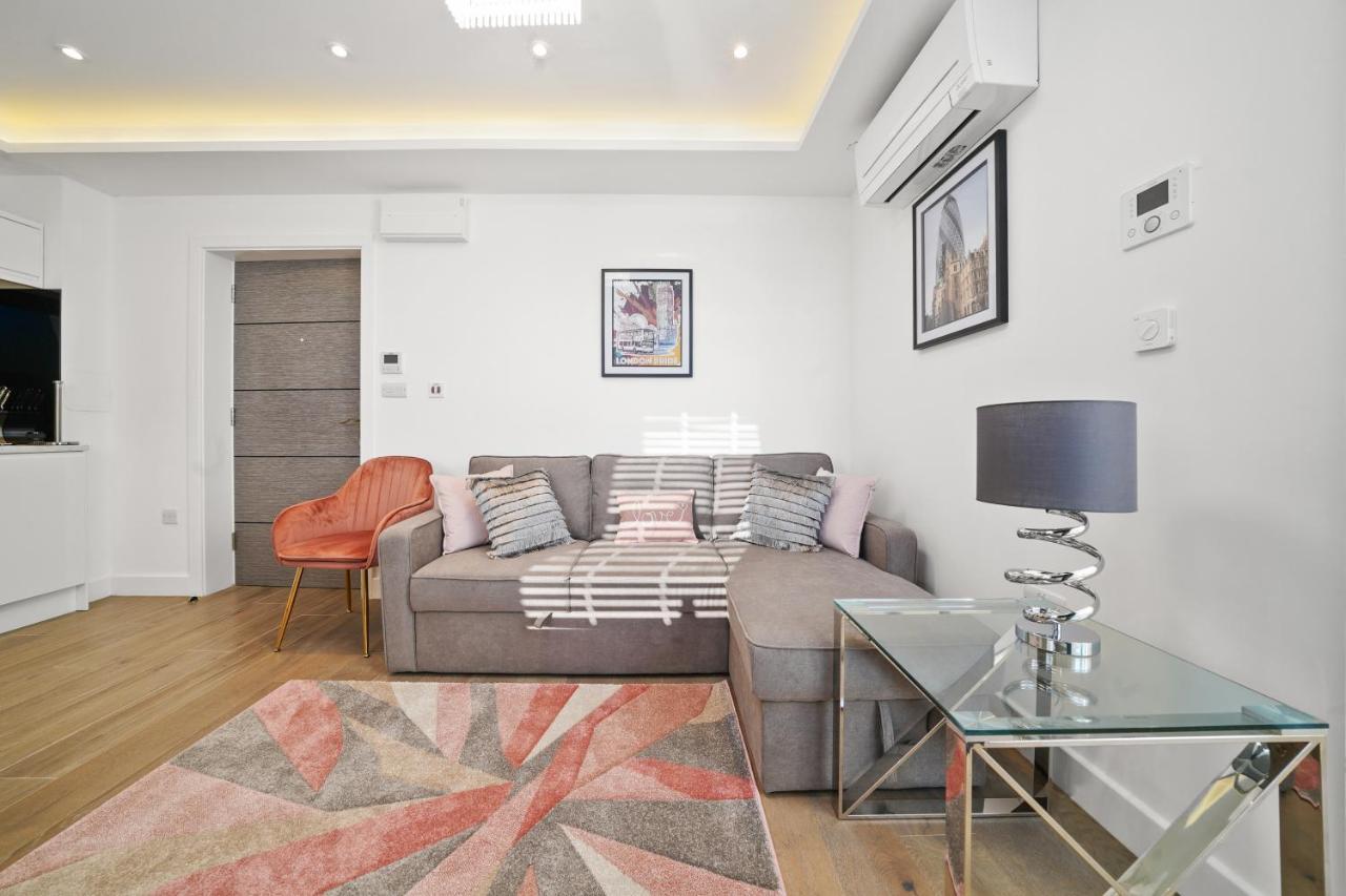 Luxury One-Bedroom Apartment Twin bed