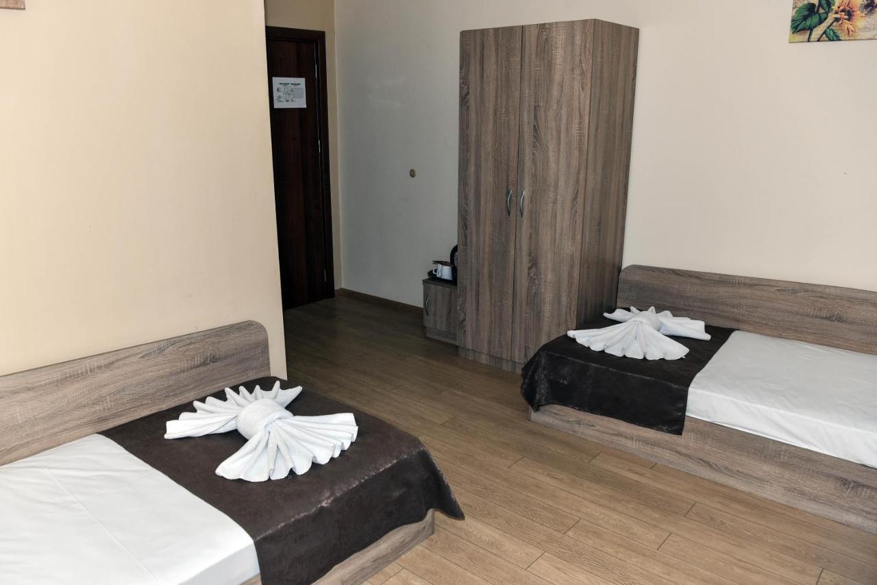 Twin Room Terrace