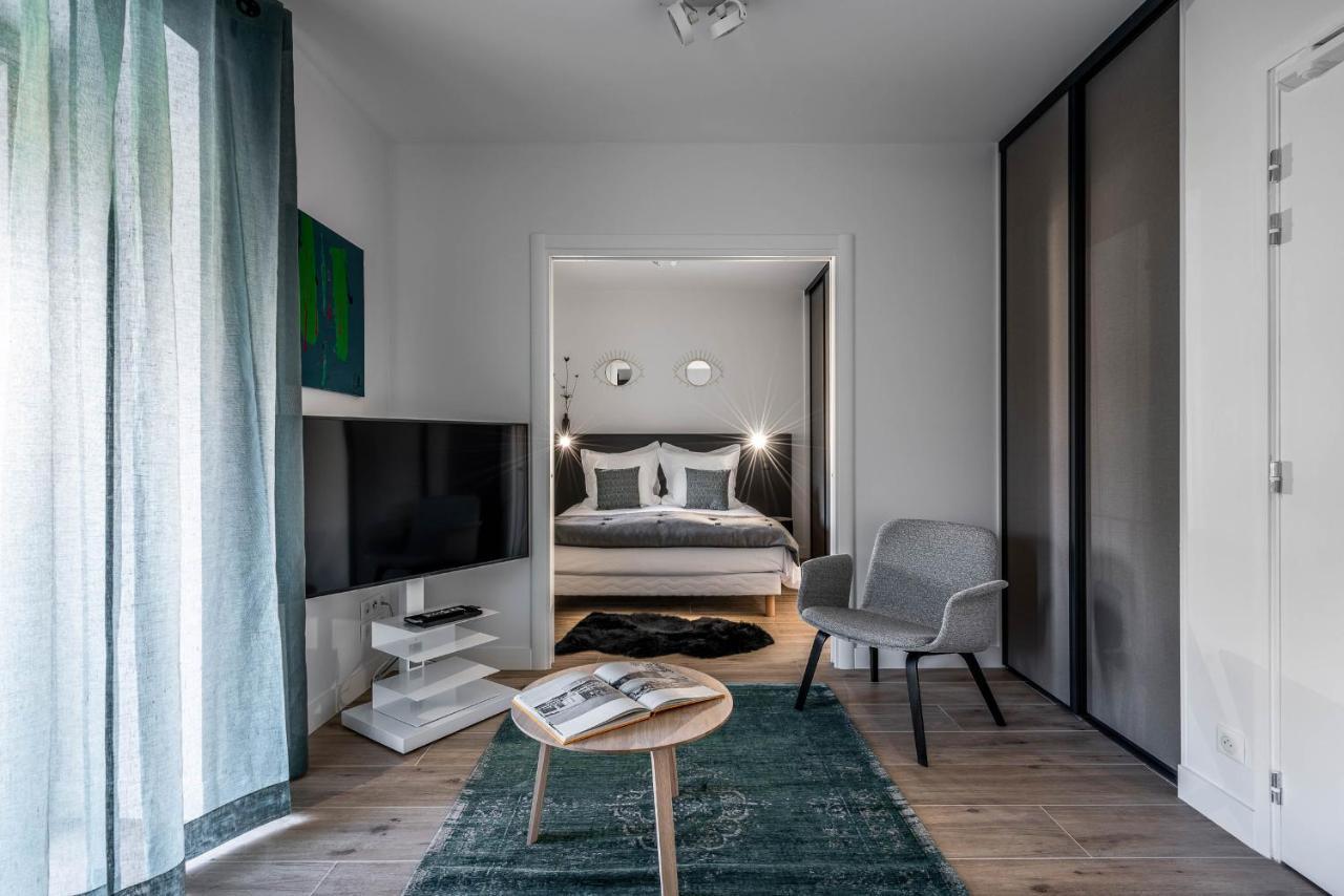 Standard Apartment