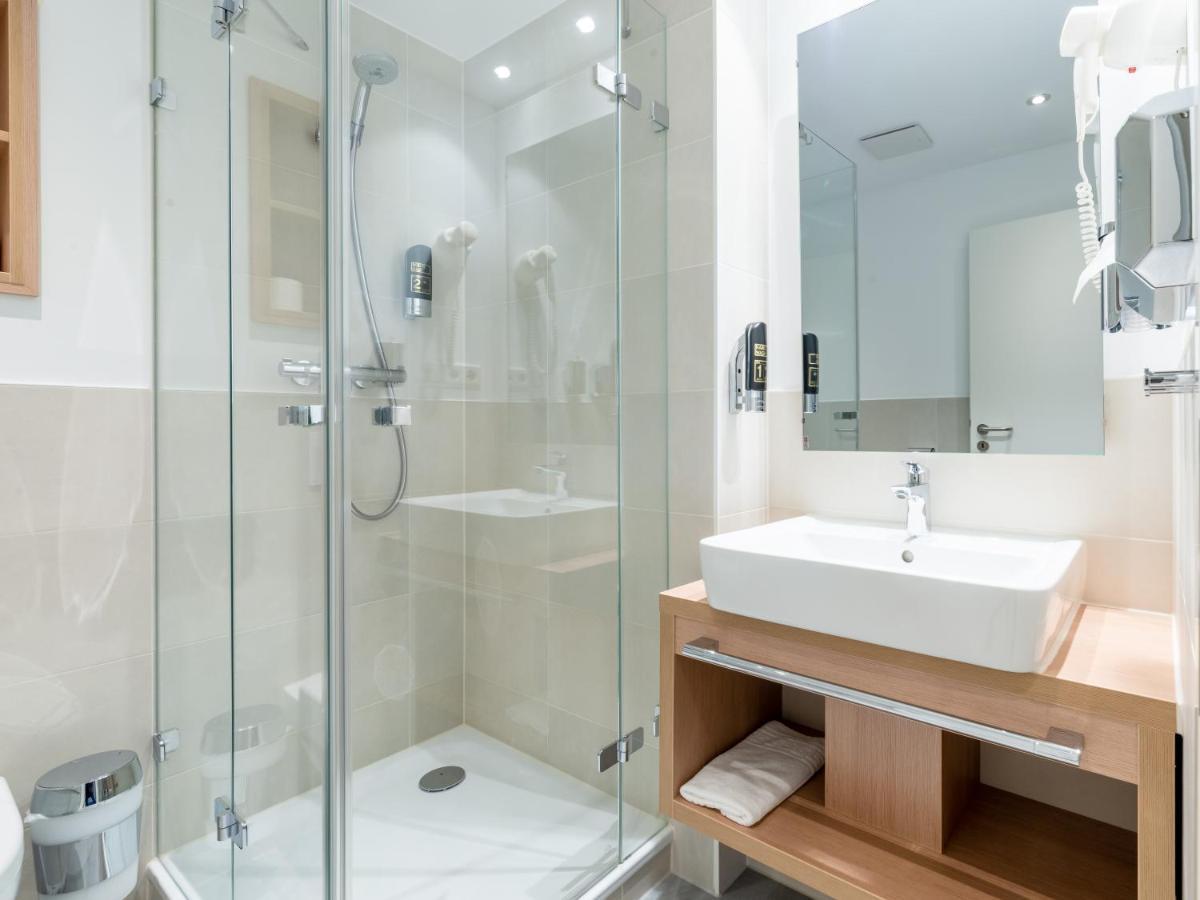 Standard Single Room,991340113:JPEG