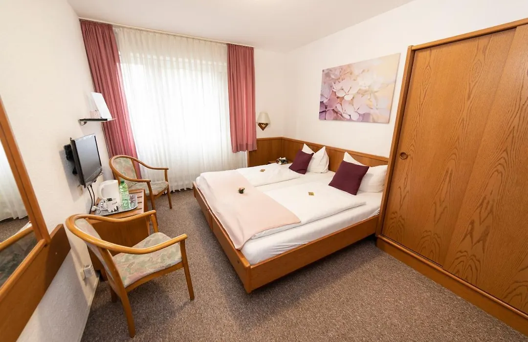 Hotel am Schlosspark Essen-1