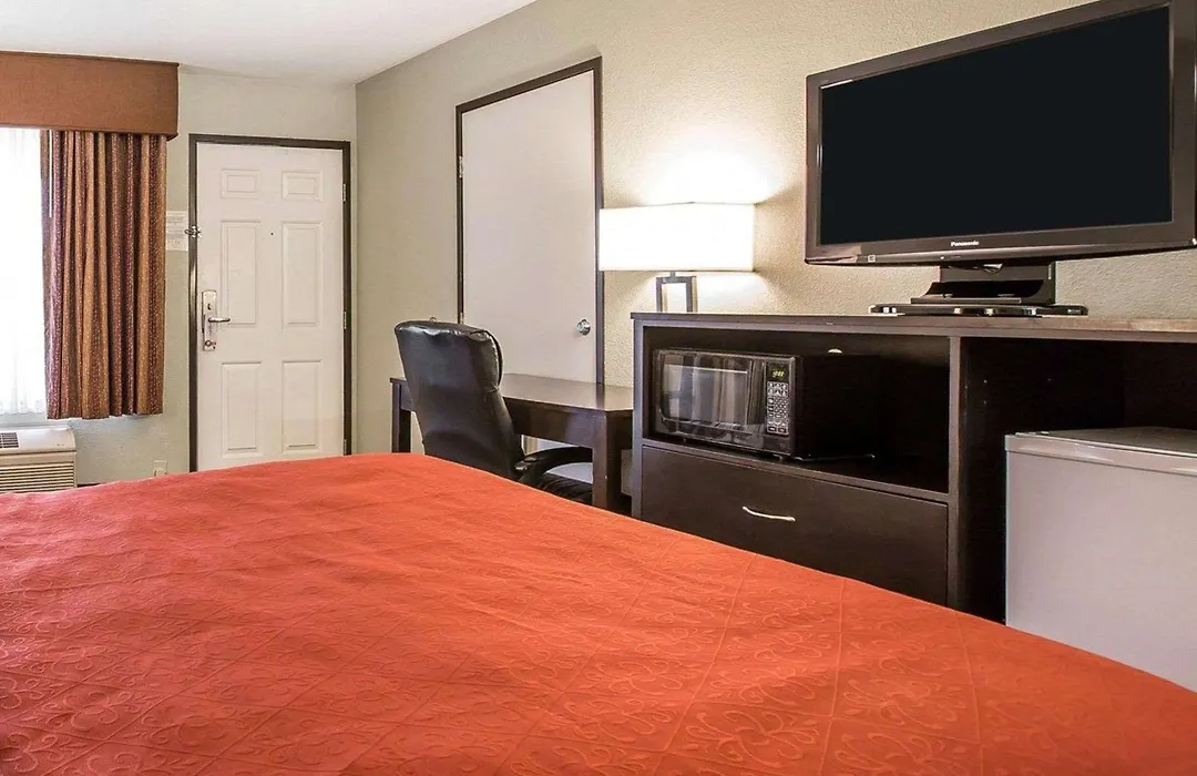 Quality Inn & Suites Woodland - Sacramento Airport-1