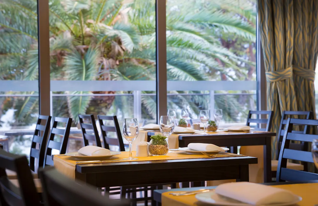 Aminess Grand Azur Hotel-1