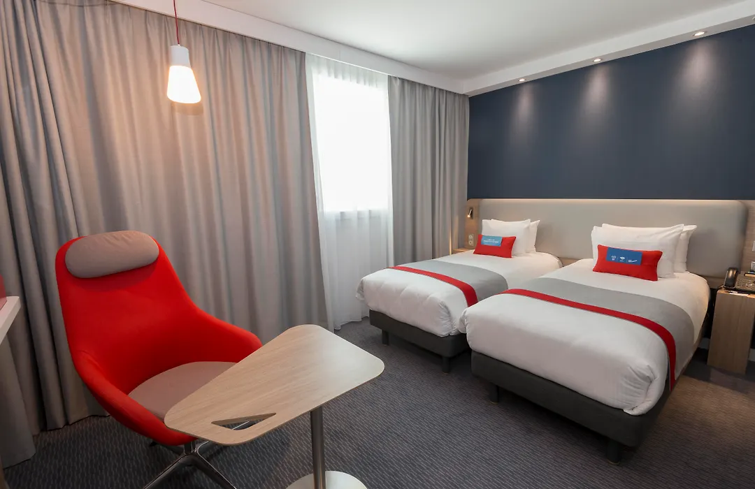 Holiday Inn Express Paris - Velizy By Ihg-1