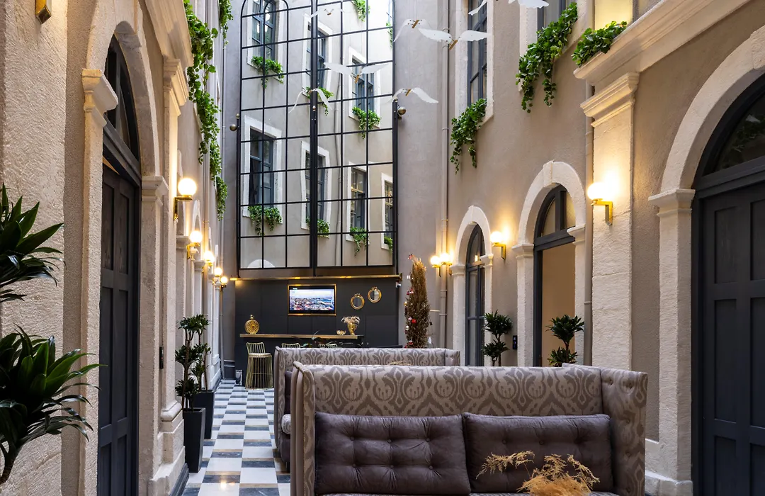 Ferman Port Hotel - Special Category-1