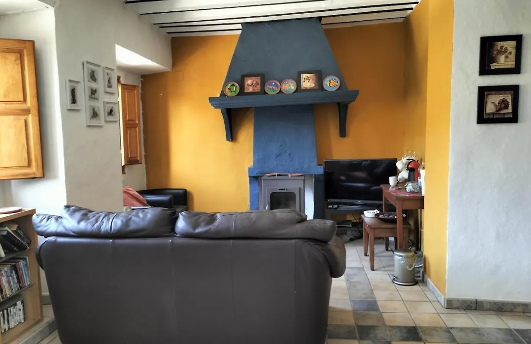 Casa el Castano-1