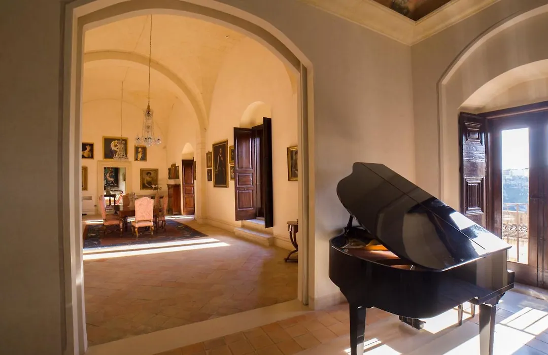Palazzo Viceconte-1