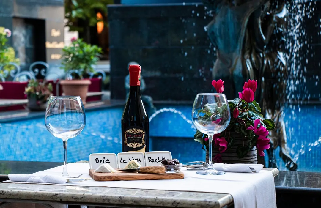 Hotel Elysee-1