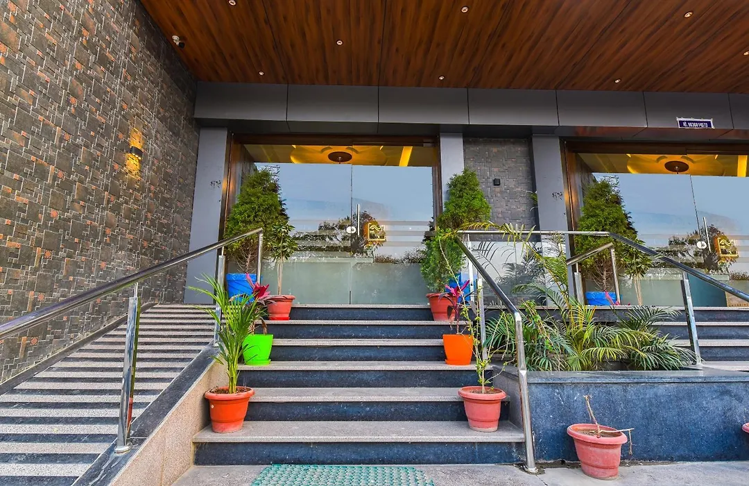 Hotel Remark-1