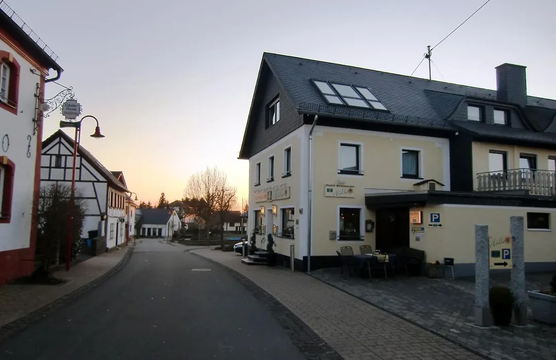Hotel&Restaurant Hüllen-1