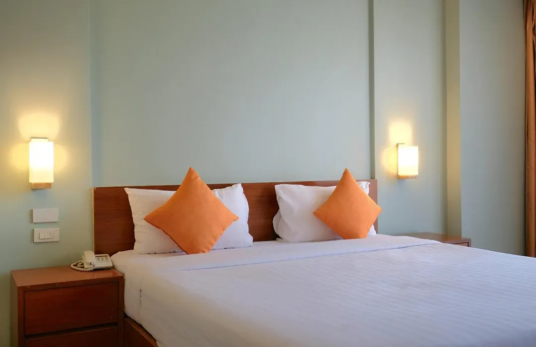 Lantana Resort Hotel Bangkok-1