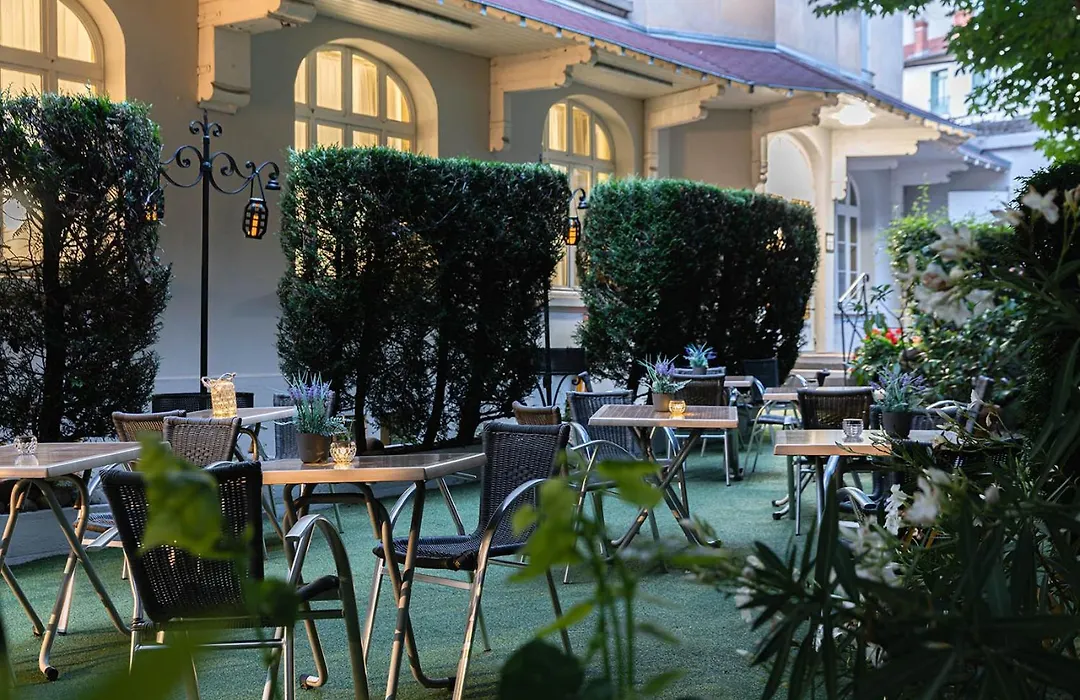 Hôtel Bristol, Le Puy-en-Velay-1