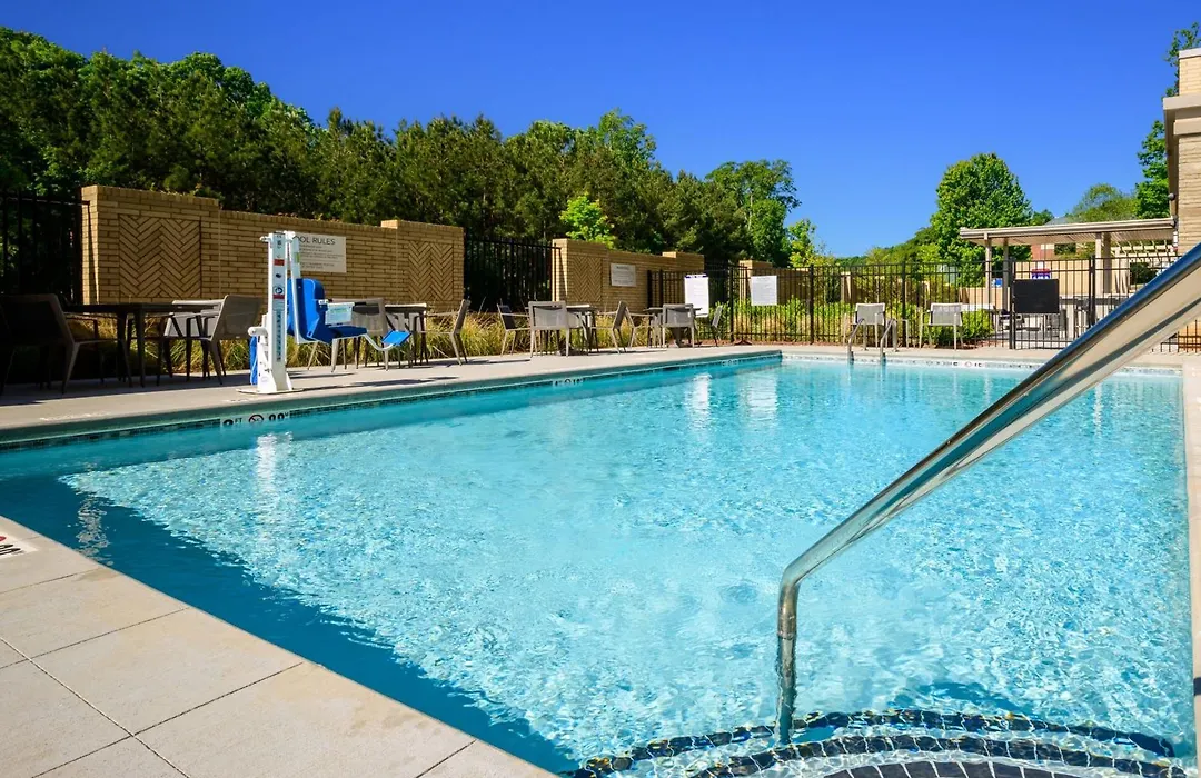 Courtyard By Marriott Raleigh Cary Crossroads-1