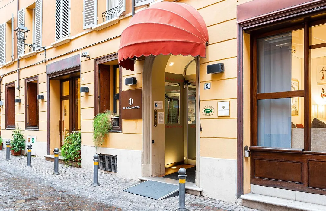 Phi Hotel Bologna-1