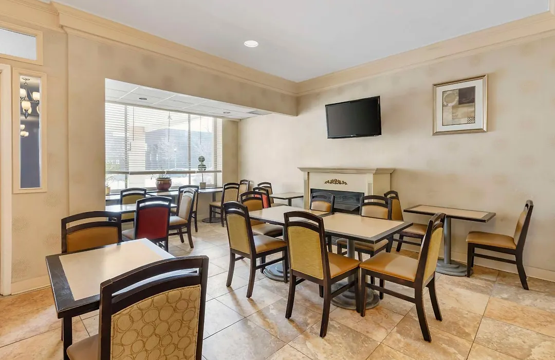 Spark By Hilton Watertown-1