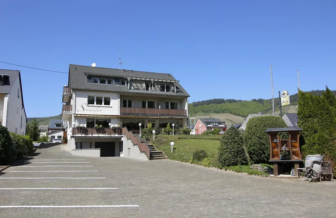 Hotel Restaurant Sonnenlay-1