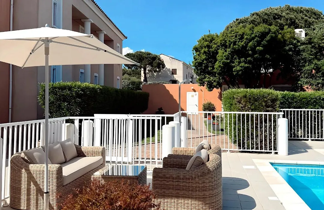 Hôtel Thalassa-1