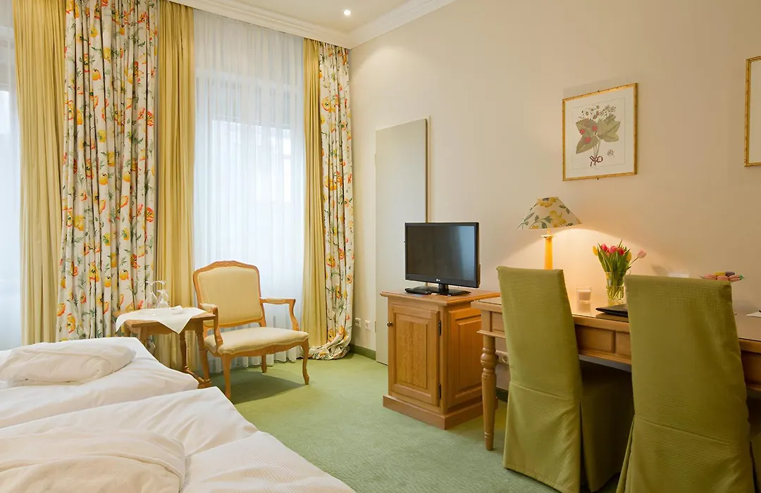 Central-Hotel Kaiserhof-1