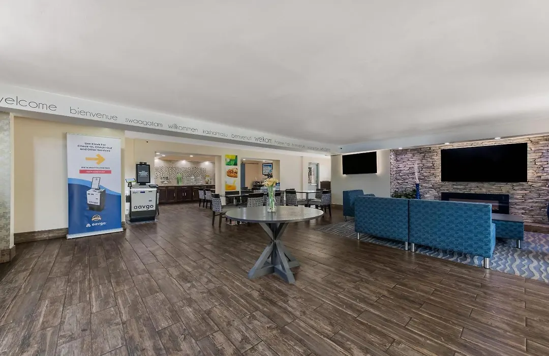 Quality Inn & Suites Airport-1