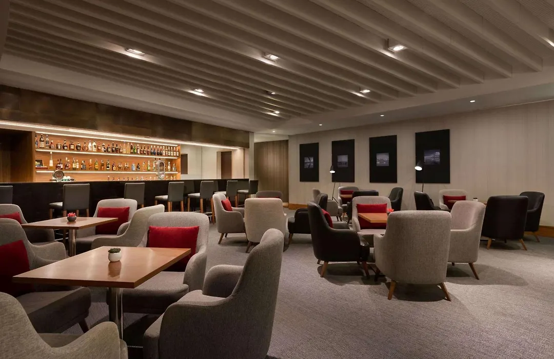 Ramada By Wyndham Lisbon-1