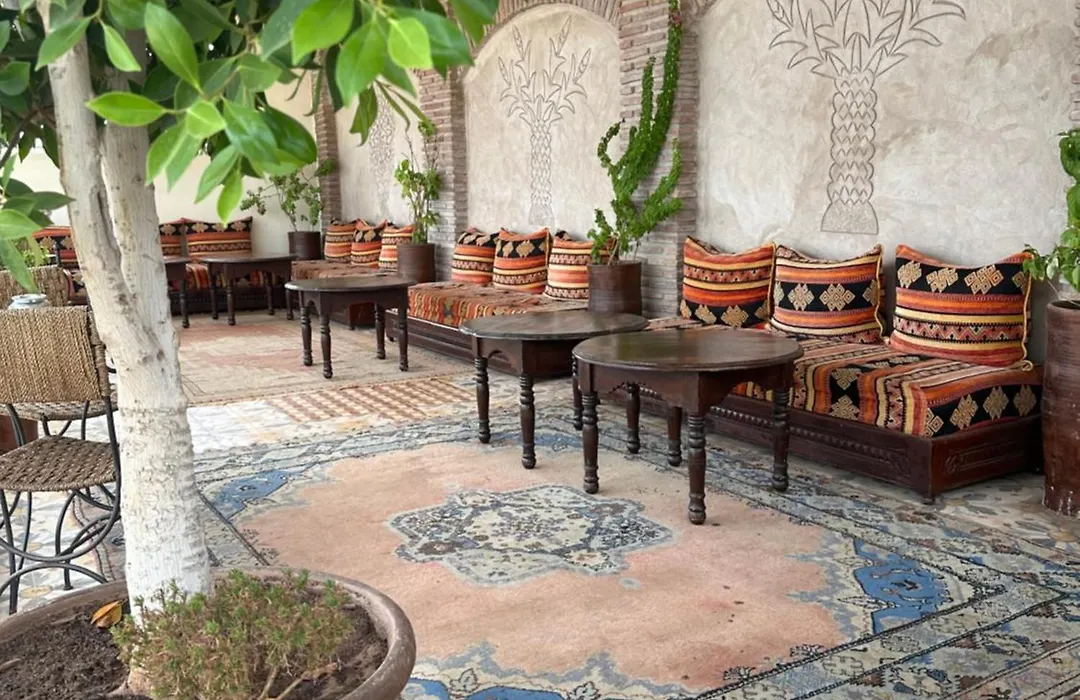 Riad Tasneem-1