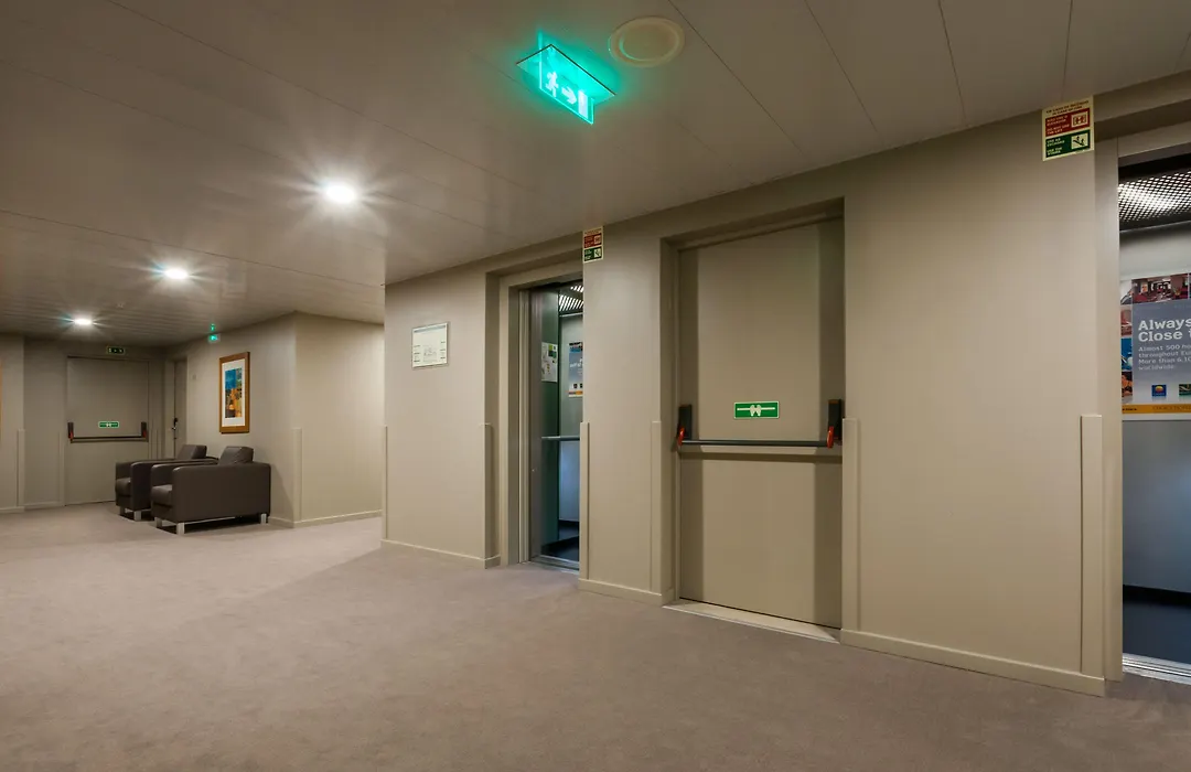 Portus Cale Hotel-1
