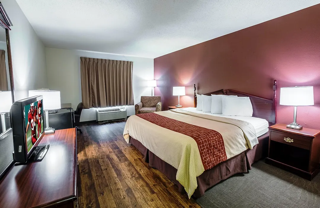 Red Roof Inn Plus+ Danville, Ky-1