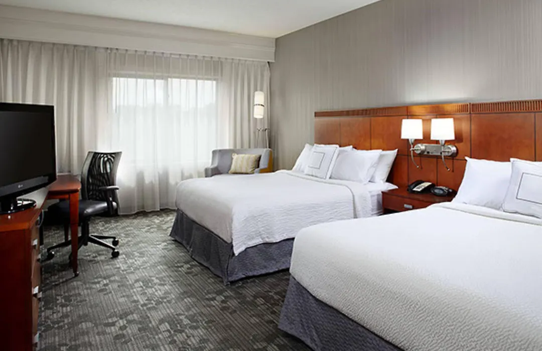 Courtyard By Marriott Akron Stow-1