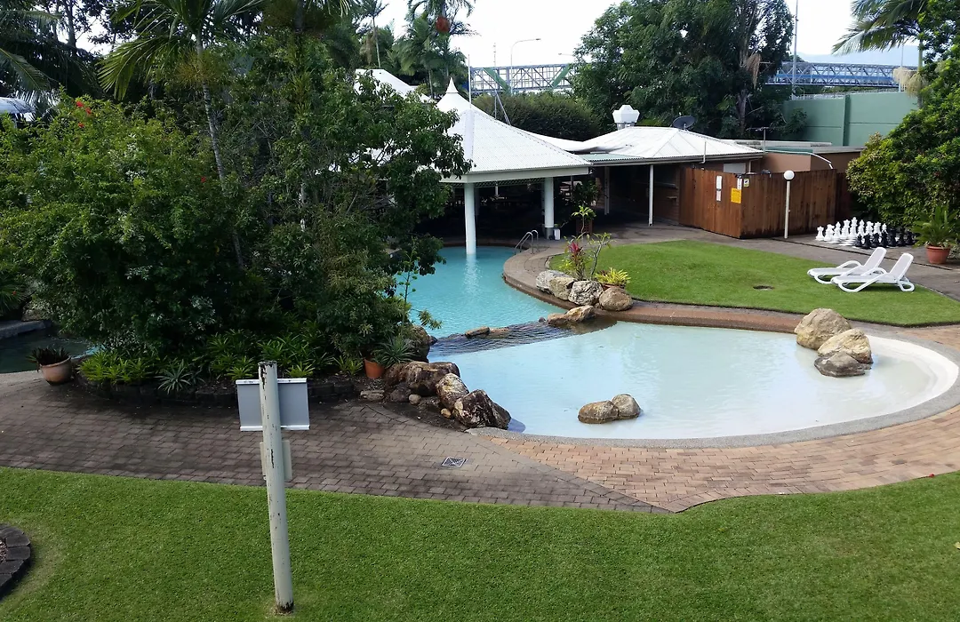 Cairns Gateway Resort-1