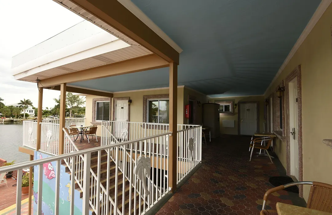 Bay Palms Waterfront Resort - Hotel And Marina-1