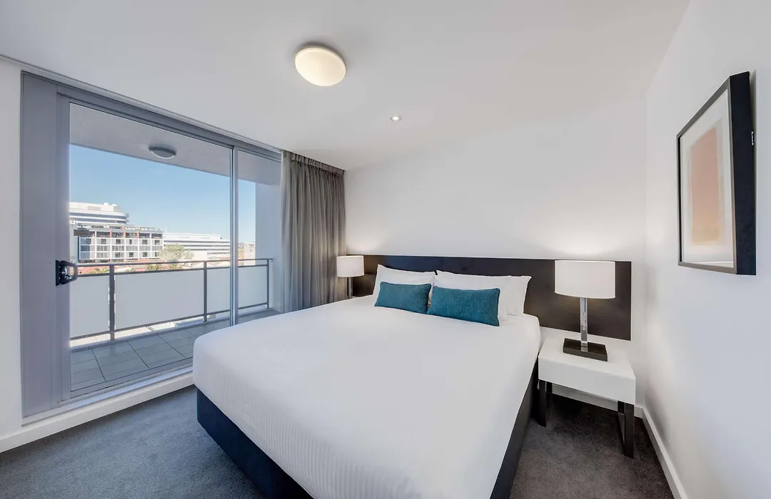 Adina Apartment Hotel Wollongong-1