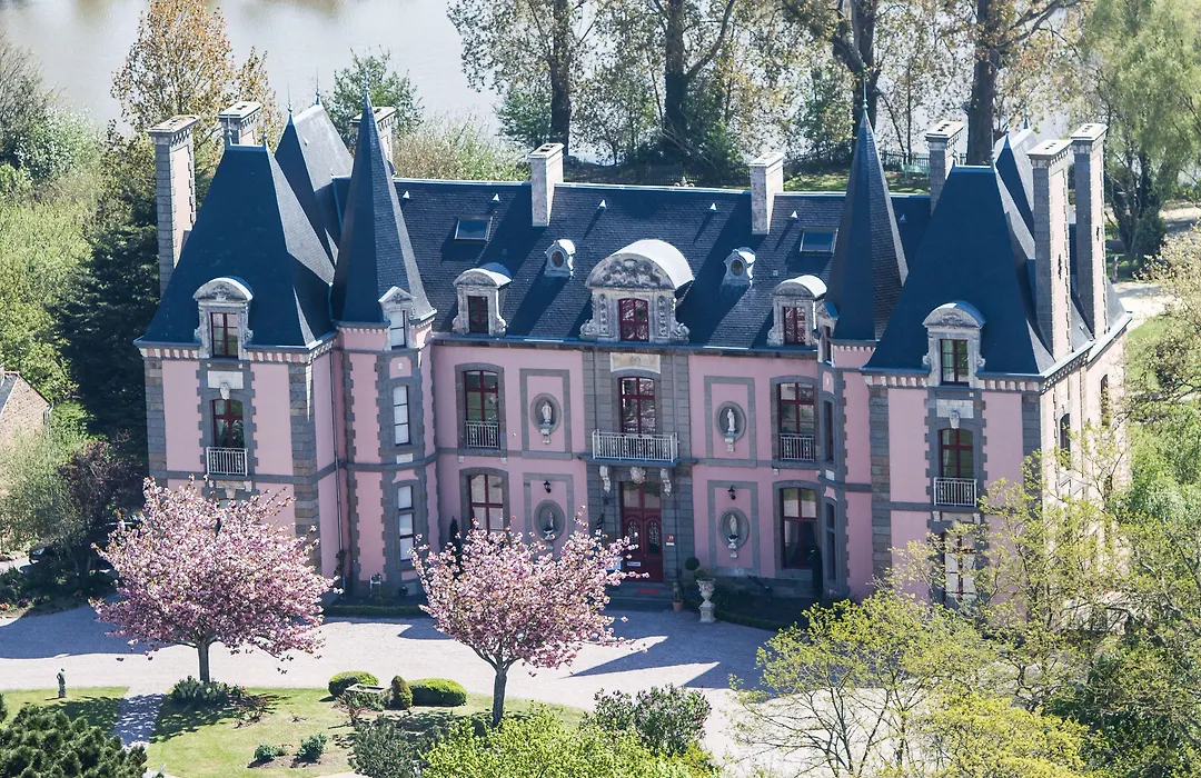 Chateau Hotel Du Colombier-1