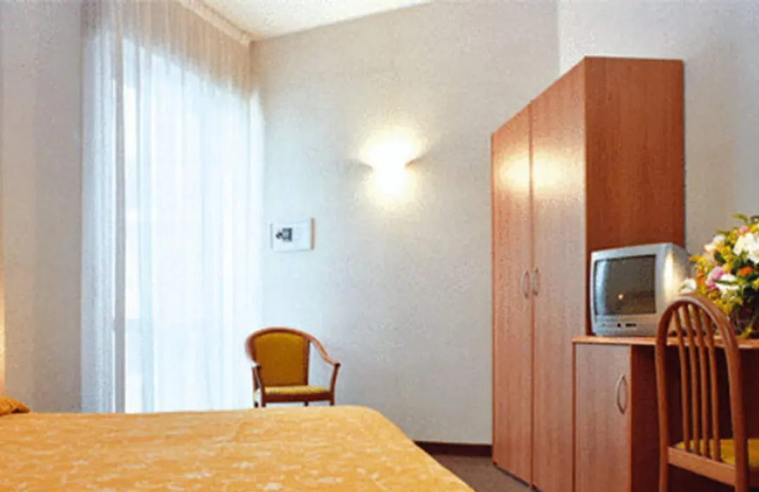 Hotel Engadina-1