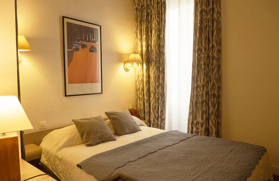 Hotel Du Cygne Paris-1