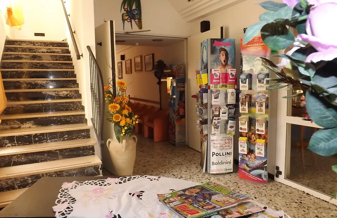 Hotel La Vela-1