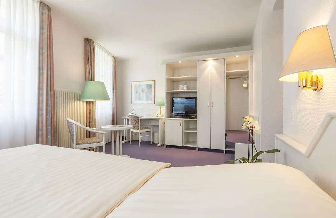 Hotel Ambiente-1
