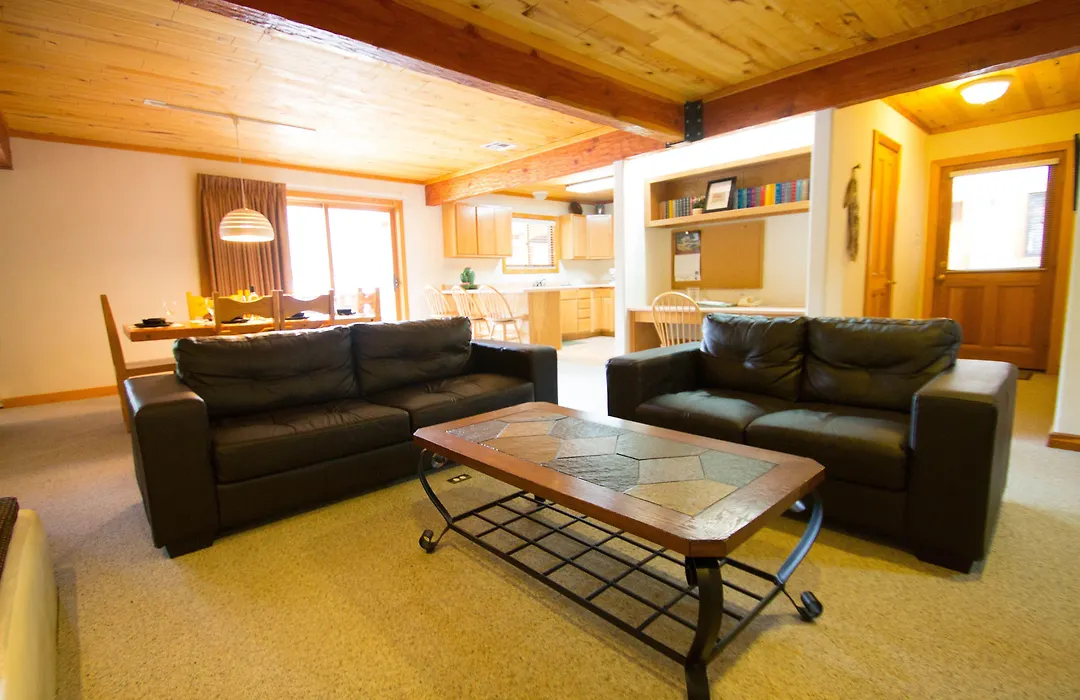 Sitzmark Sports Lodge-1