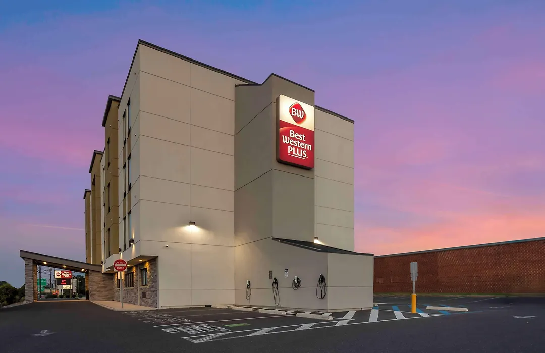 Best Western Plus Philadelphia-Pennsauken Hotel-1