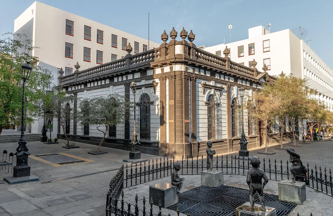 Six Hotel Guadalajara Degollado-1