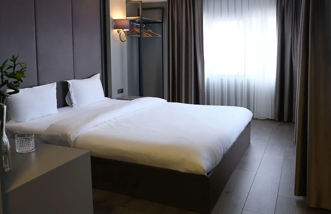 Dilens Bosphorus Hotel-1