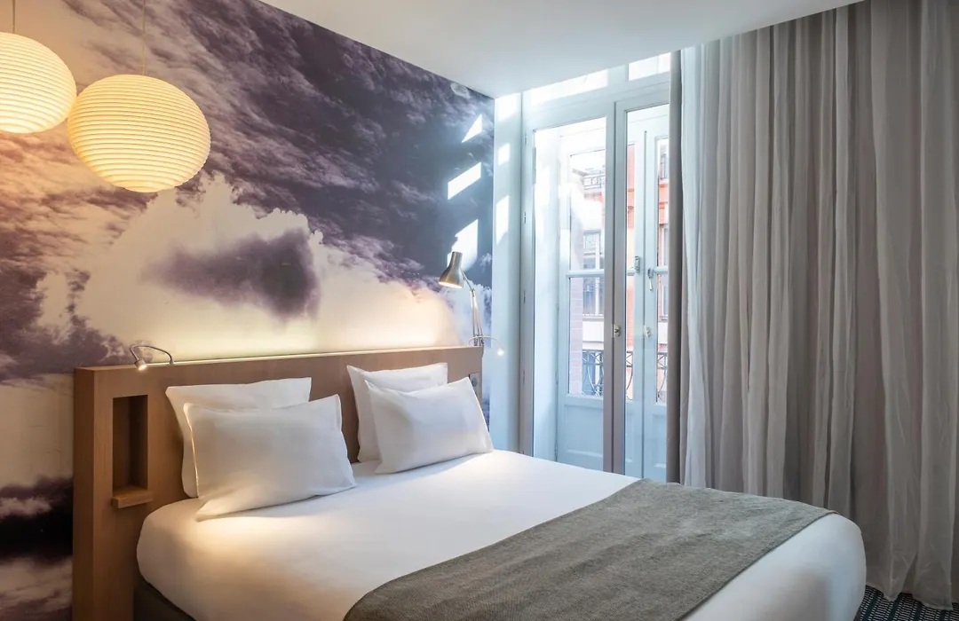Le Grand Balcon Hotel-1