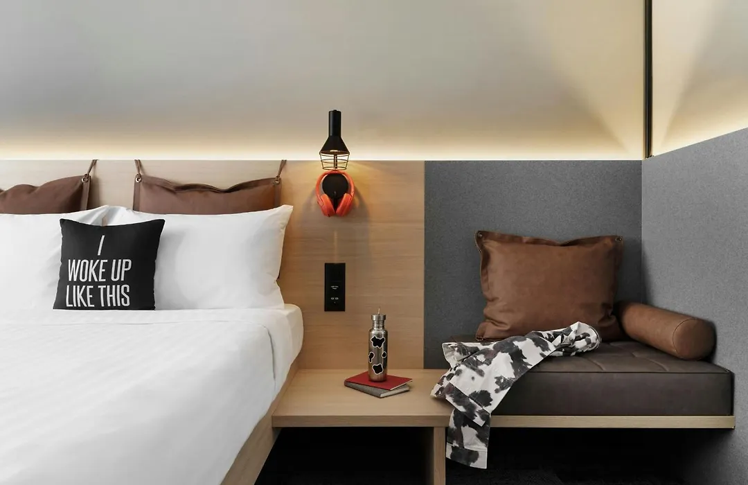 Moxy Zurich-1