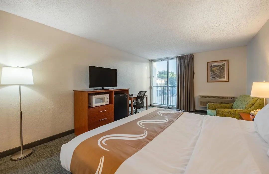Quality Inn & Suites Canon City-1
