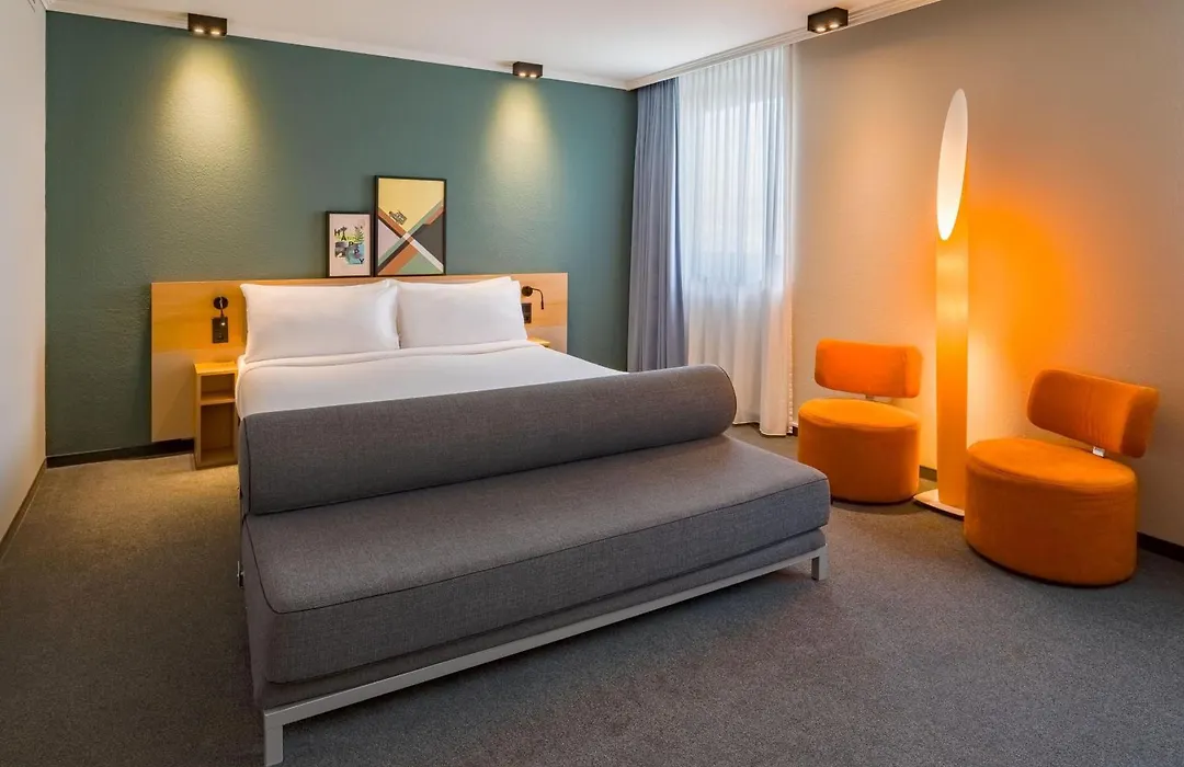 Spark By Hilton Wuppertal City Centre-1