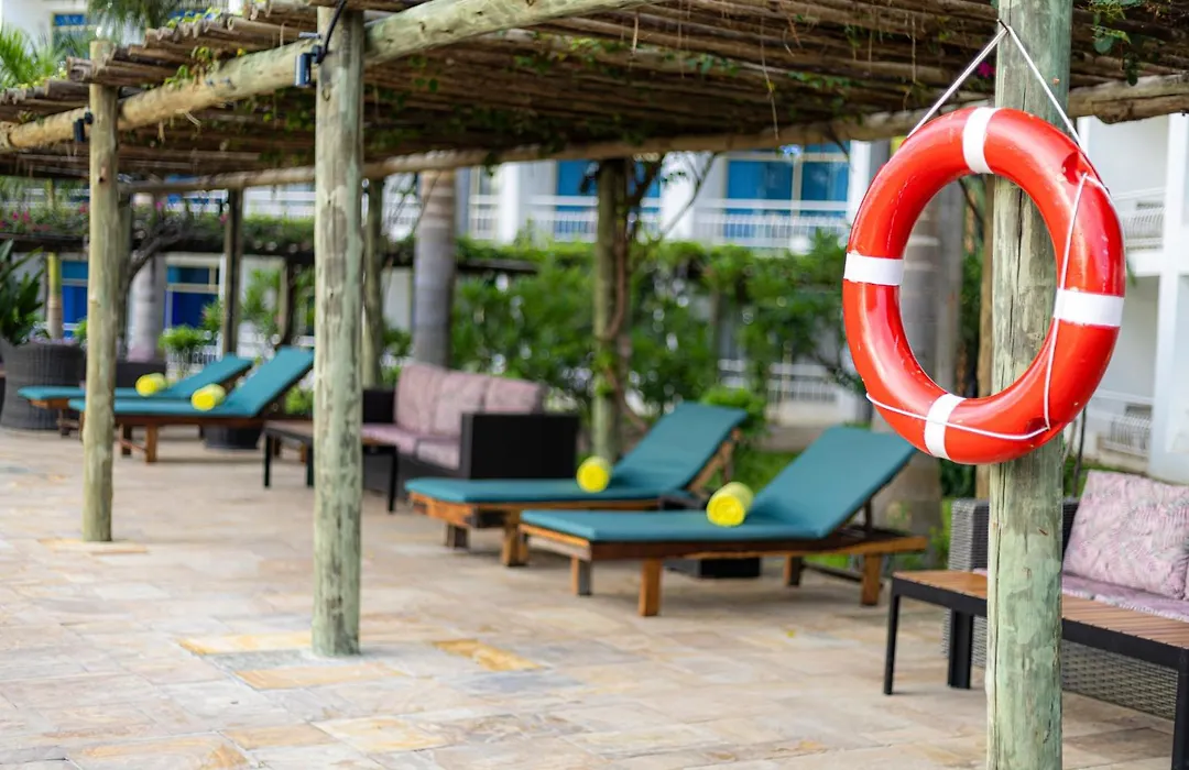 Giraffe Beach Hotel-1