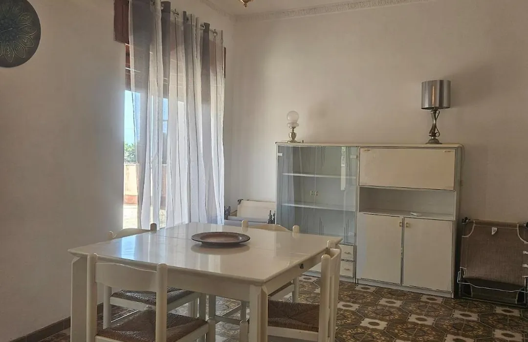 Porta Messina Rooms-1